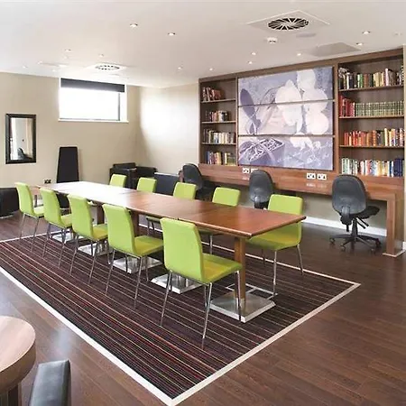 Hampton By Hilton Frankfurt City Centre 
